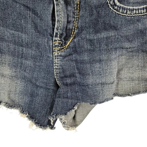 Silver Jeans Toni 3 ½ Blue Distressed Cutoff Shorts‎ Size W28 Stretch Pockets - Picture 5 of 13